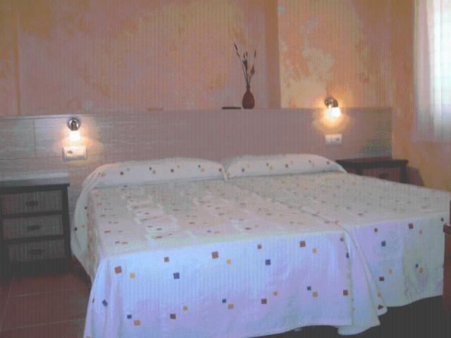 Hostal Valle del Iregua Albelda De Iregua Camera foto